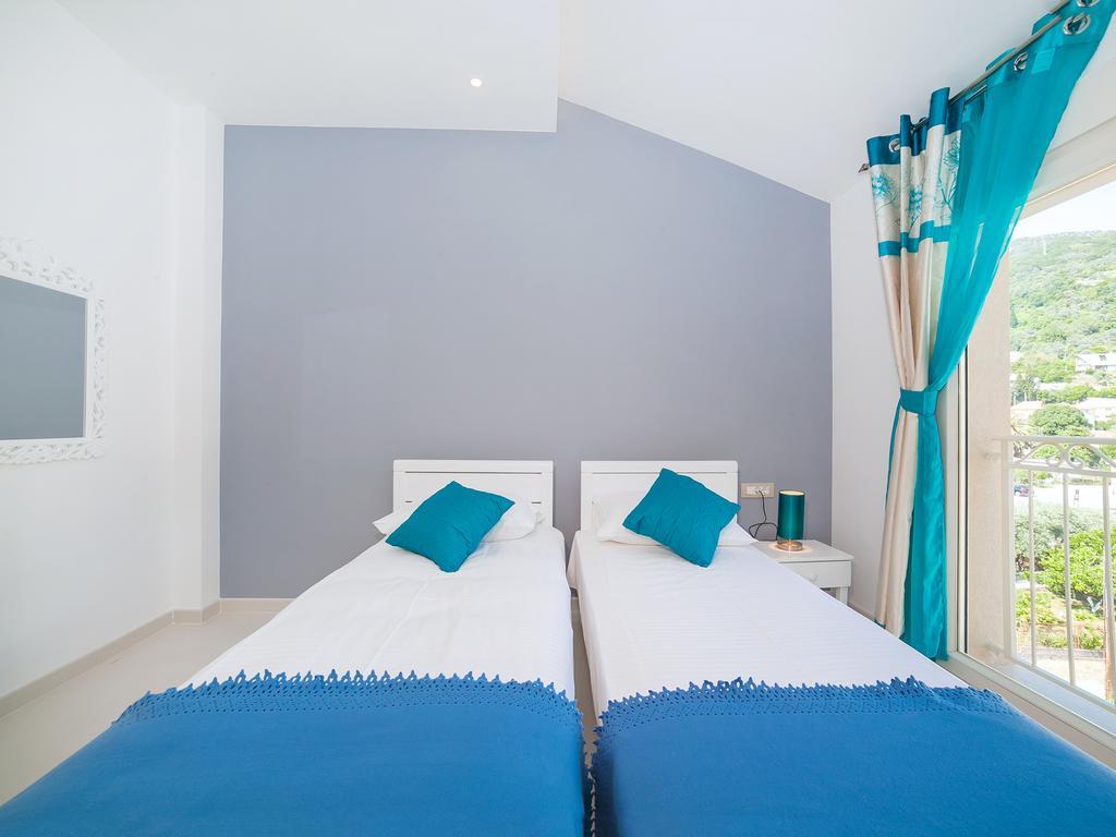 Sea Point Apart Hotel Tivat Buitenkant foto